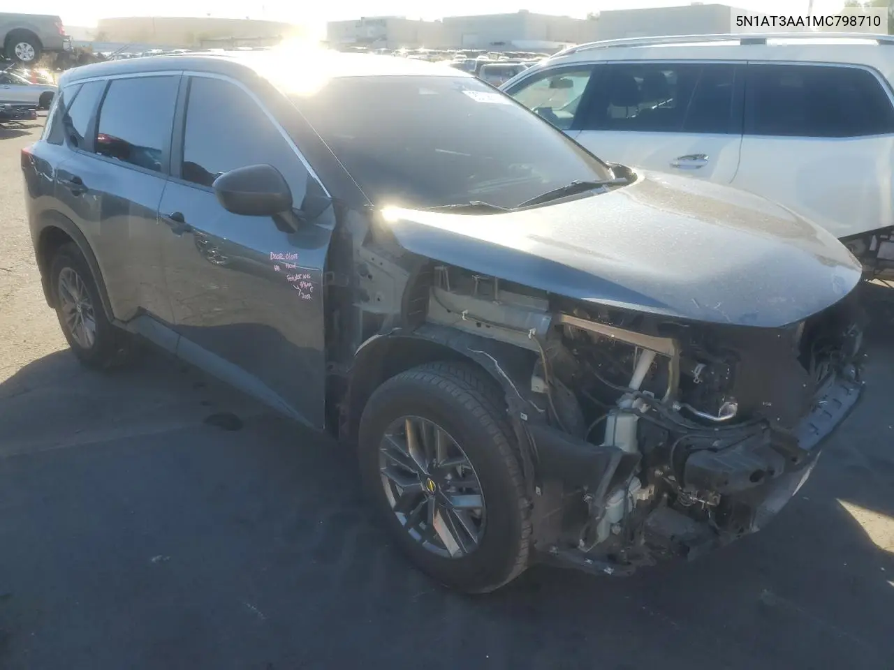 5N1AT3AA1MC798710 2021 Nissan Rogue S