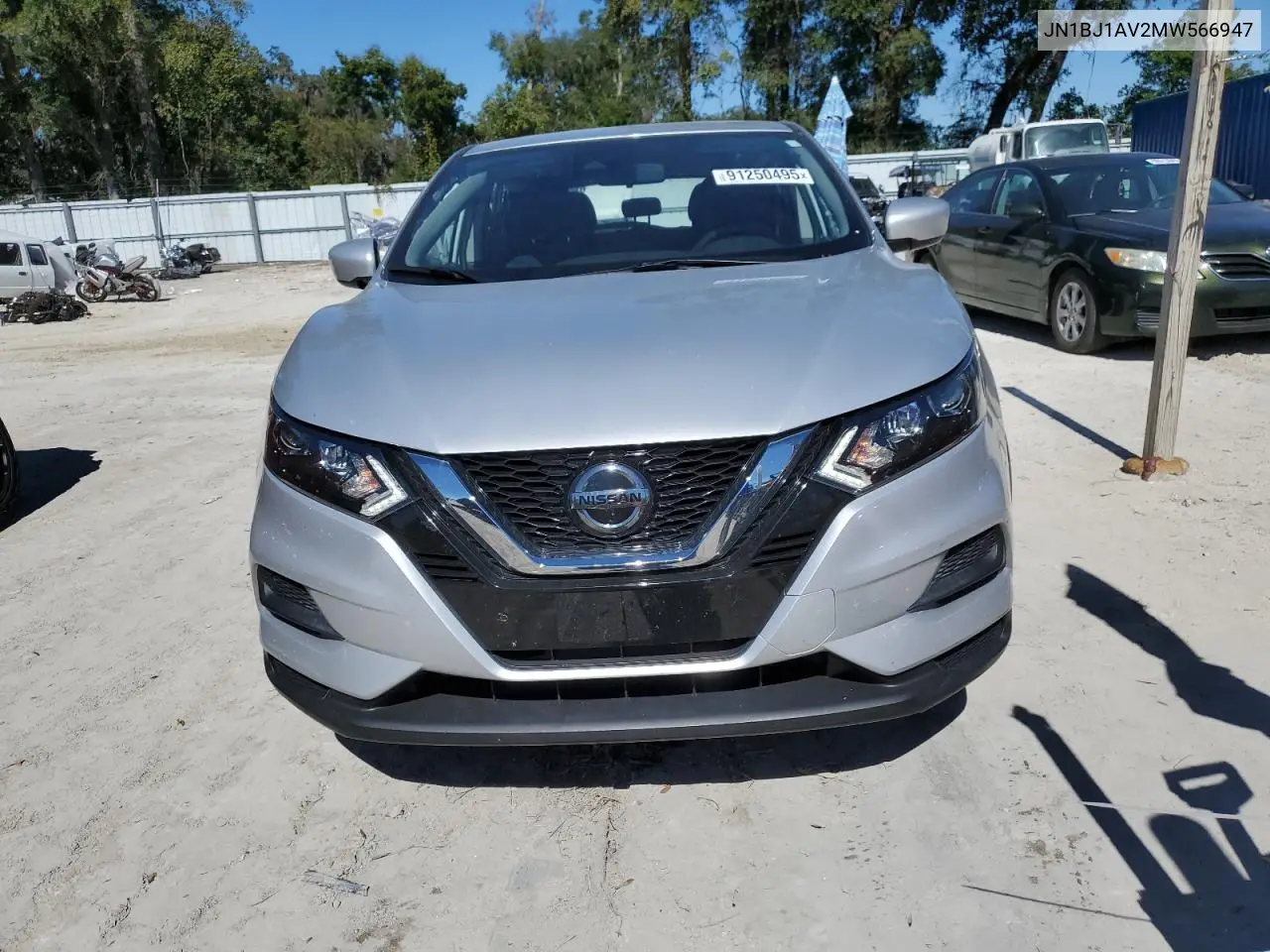 JN1BJ1AV2MW566947 2021 Nissan Rogue Sport S