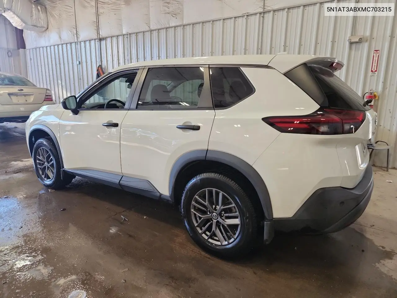 5N1AT3ABXMC703215 2021 Nissan Rogue S
