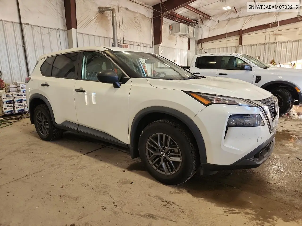 5N1AT3ABXMC703215 2021 Nissan Rogue S