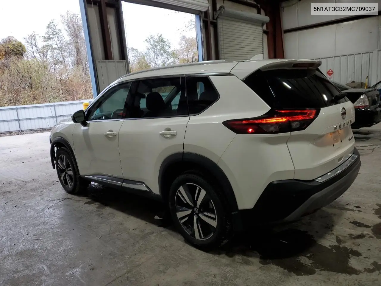 5N1AT3CB2MC709037 2021 Nissan Rogue Sl