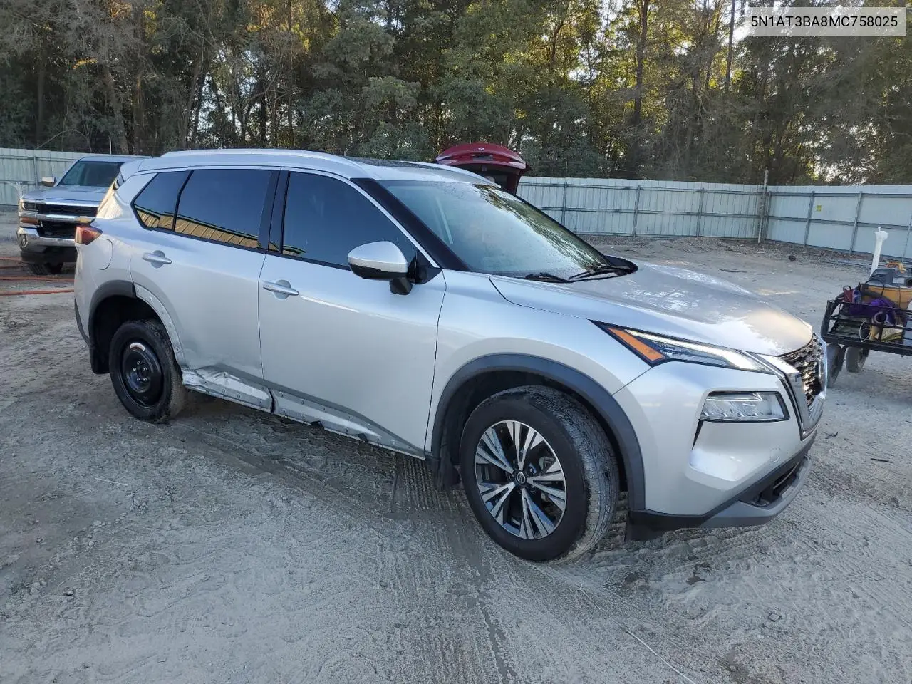 5N1AT3BA8MC758025 2021 Nissan Rogue Sv