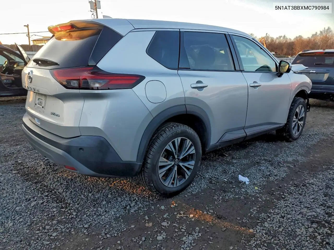 5N1AT3BBXMC790984 2021 Nissan Rogue Sv