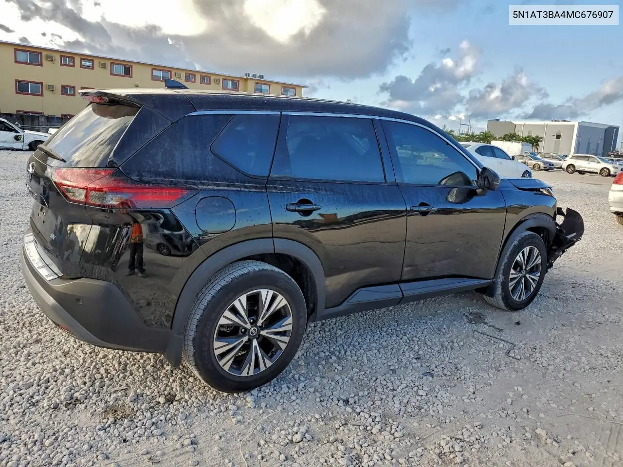 5N1AT3BA4MC676907 2021 Nissan Rogue Sv