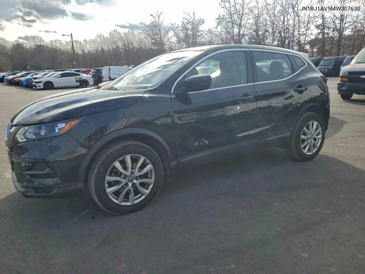 JN1BJ1AV5MW307630 2021 Nissan Rogue Sport S