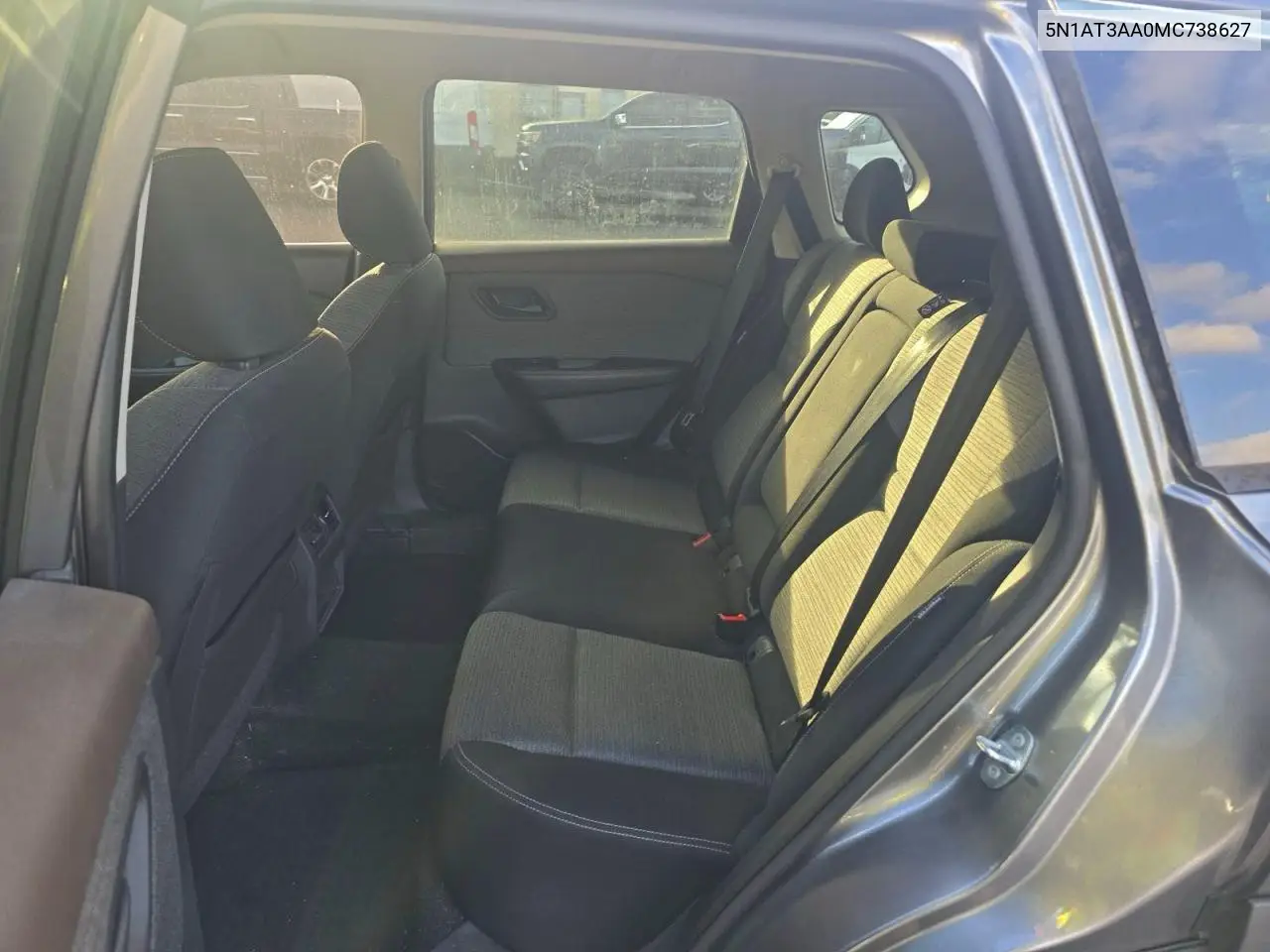 5N1AT3AA0MC738627 2021 Nissan Rogue S