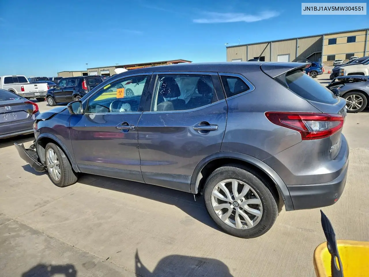 JN1BJ1AV5MW304551 2021 Nissan Rogue Sport S