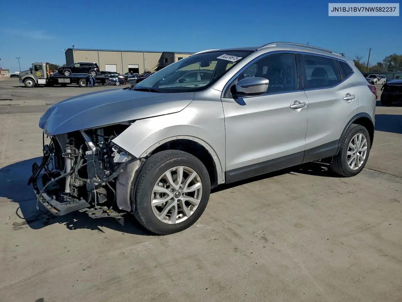JN1BJ1BV7NW582237 2022 Nissan Rogue Sport Sv