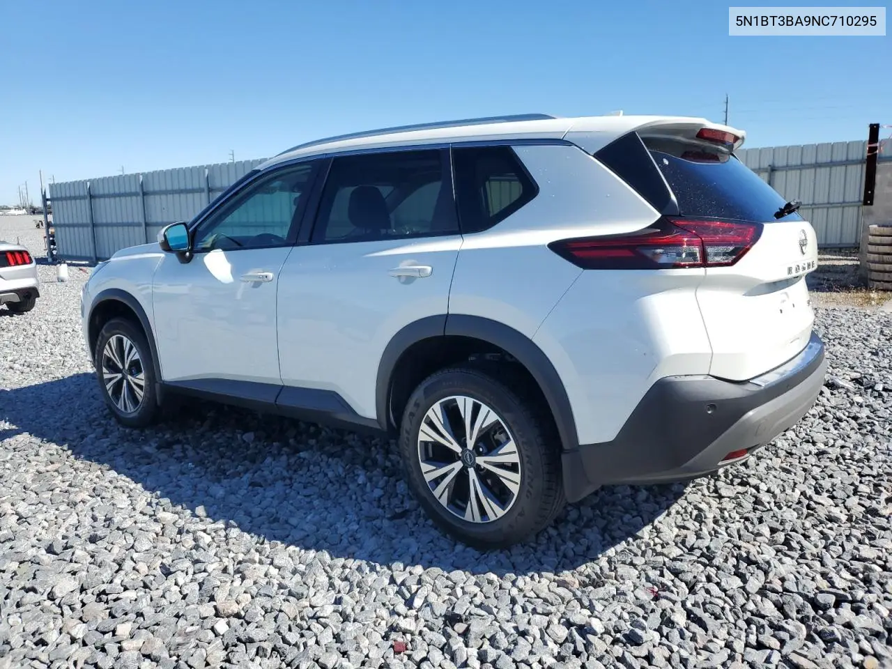 5N1BT3BA9NC710295 2022 Nissan Rogue Sv