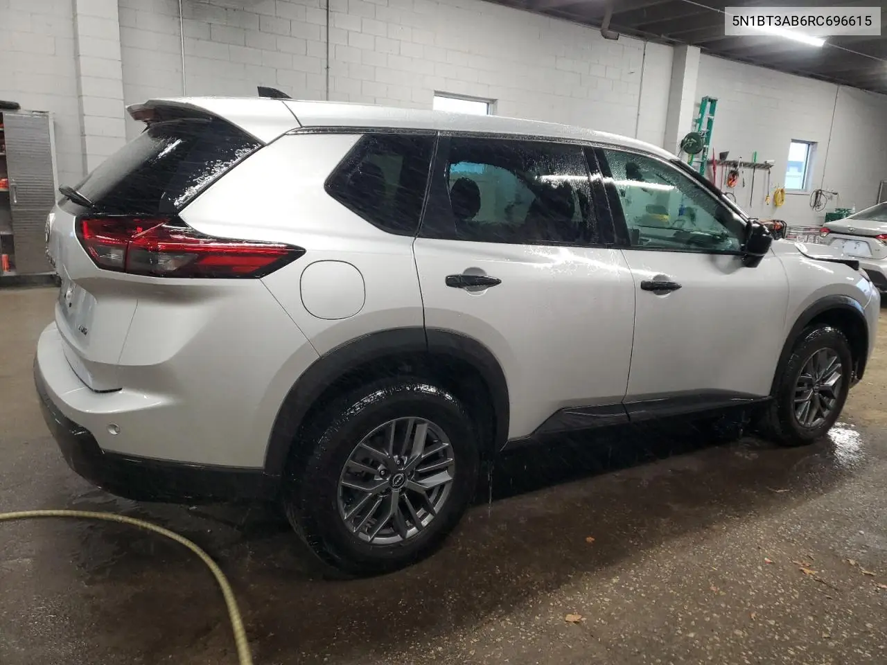 5N1BT3AB6RC696615 2024 Nissan Rogue S