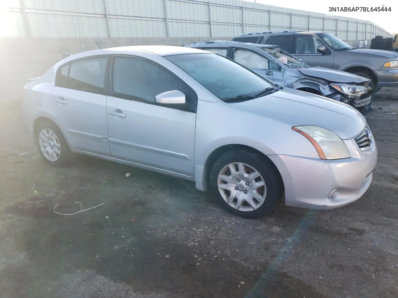 2011 Nissan Sentra 2.0 VIN: 3N1AB6AP7BL645444 Lot: 73253464