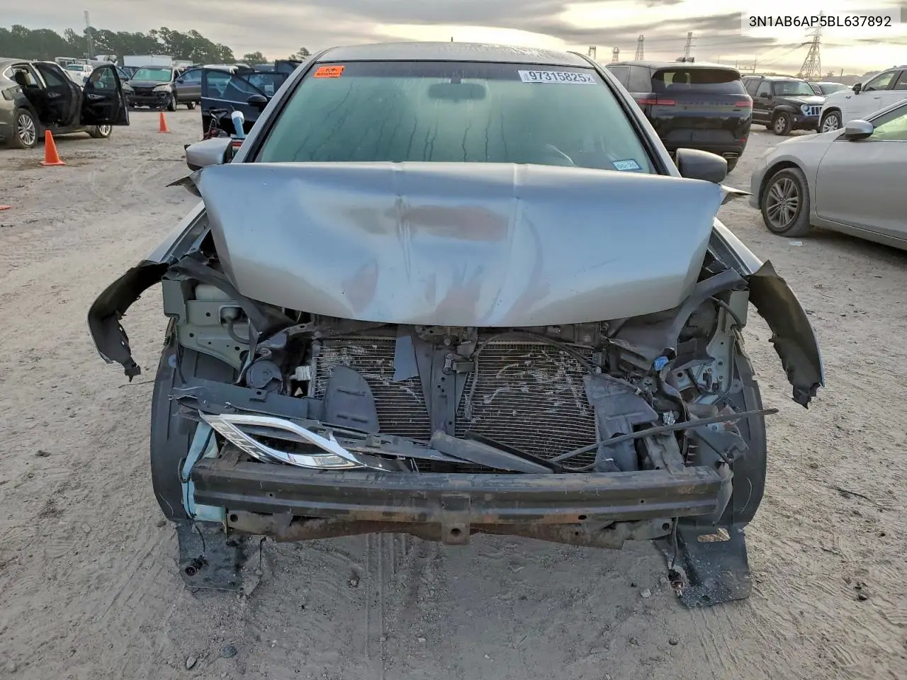 3N1AB6AP5BL637892 2011 Nissan Sentra 2.0
