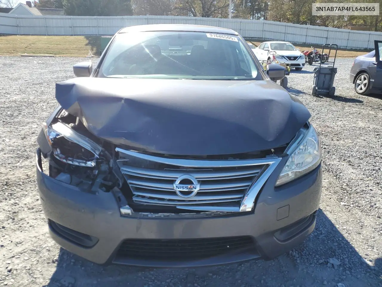 3N1AB7AP4FL643565 2015 Nissan Sentra S
