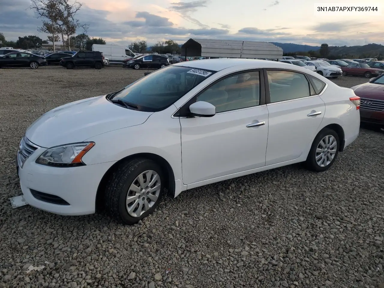 3N1AB7APXFY369744 2015 Nissan Sentra S