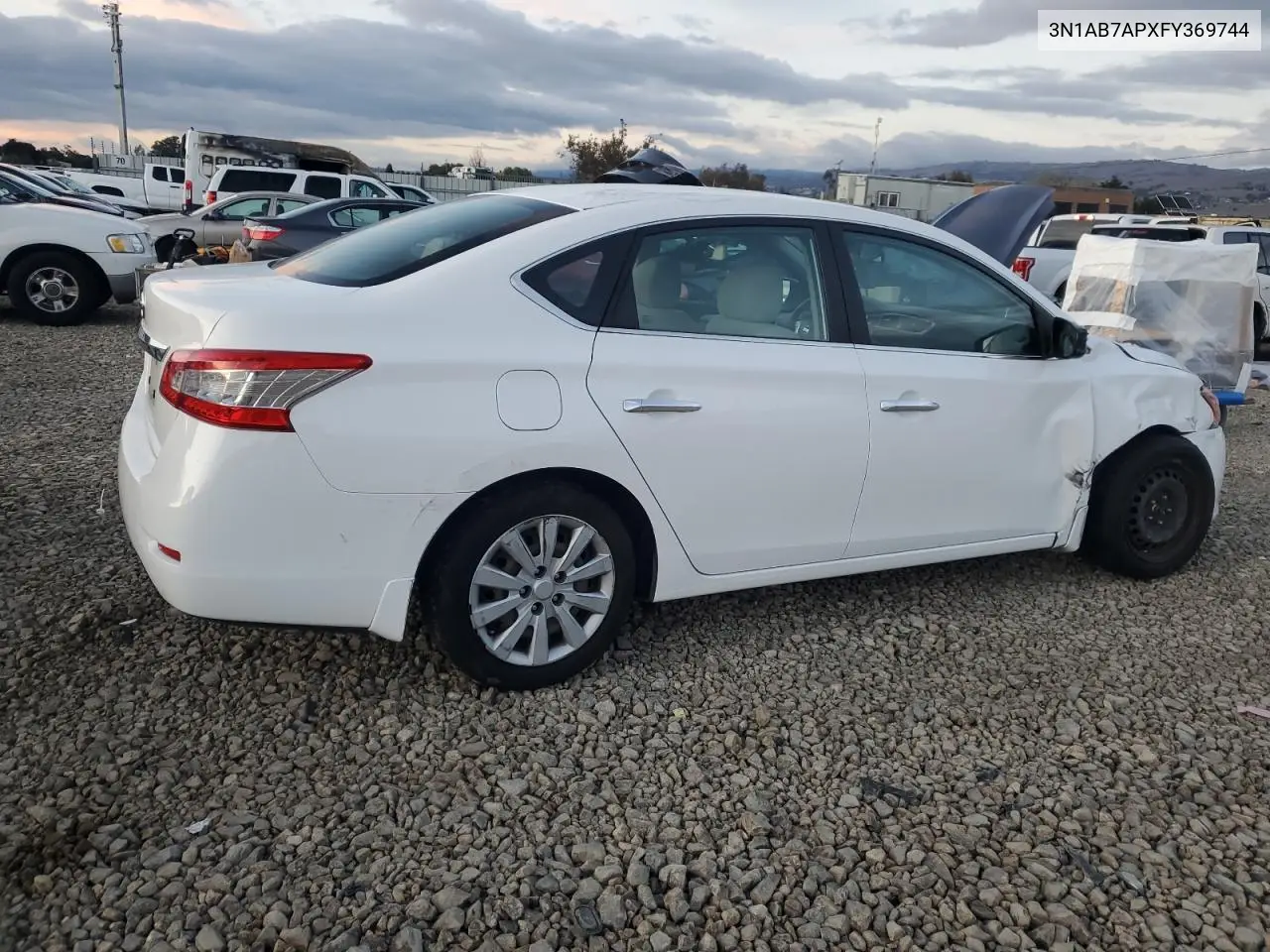 3N1AB7APXFY369744 2015 Nissan Sentra S