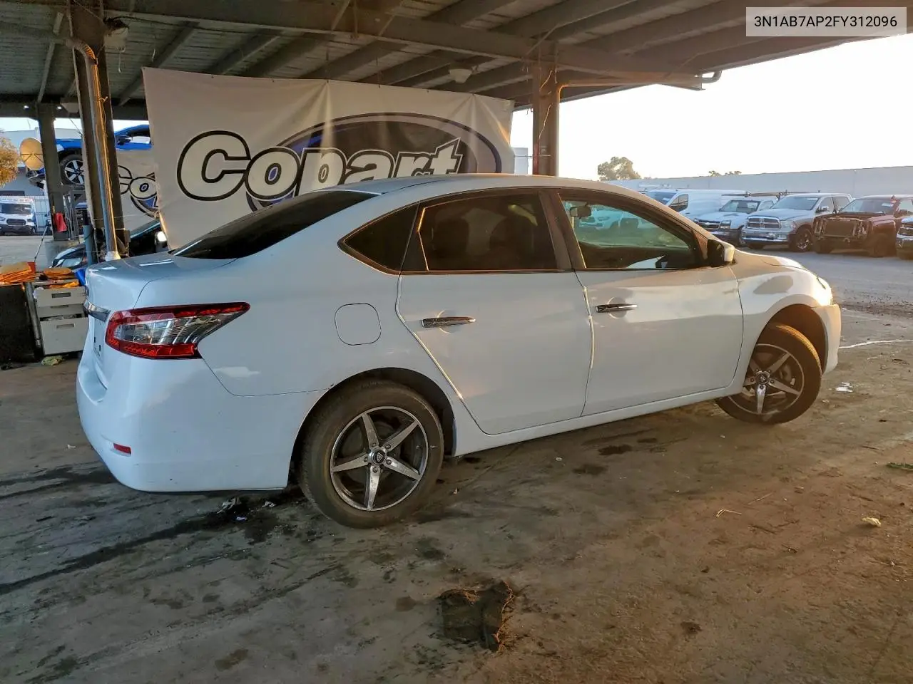 3N1AB7AP2FY312096 2015 Nissan Sentra S