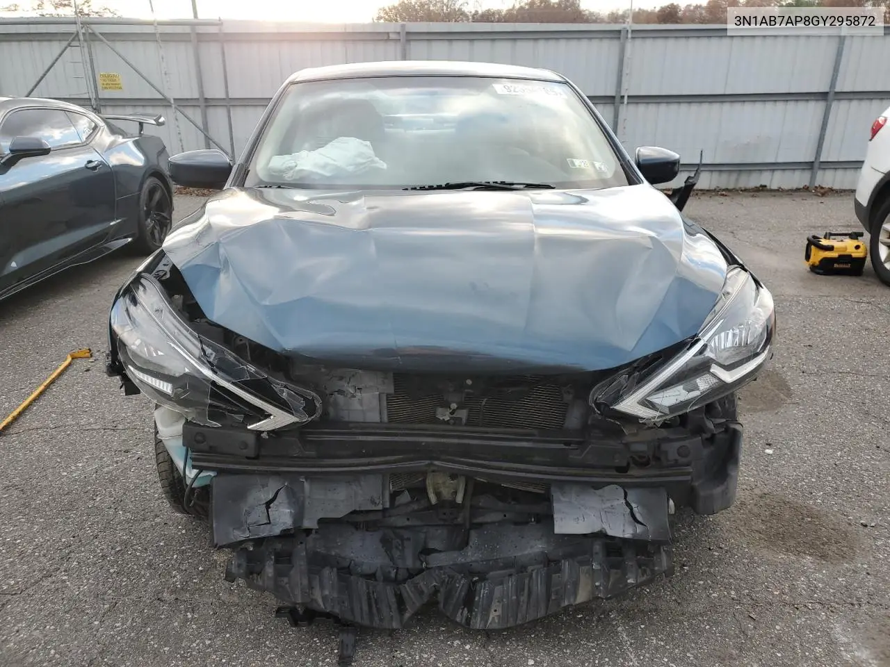 3N1AB7AP8GY295872 2016 Nissan Sentra S