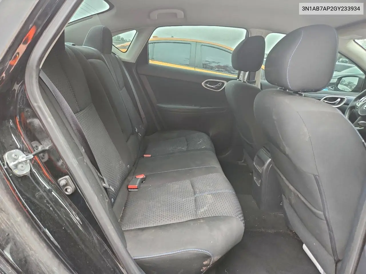 3N1AB7AP2GY233934 2016 Nissan Sentra S