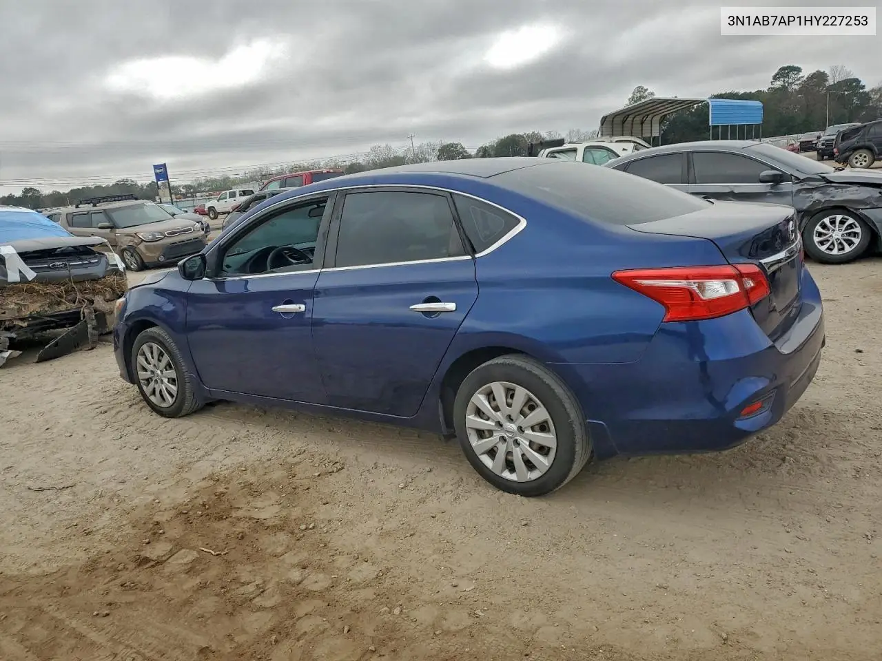 3N1AB7AP1HY227253 2017 Nissan Sentra S