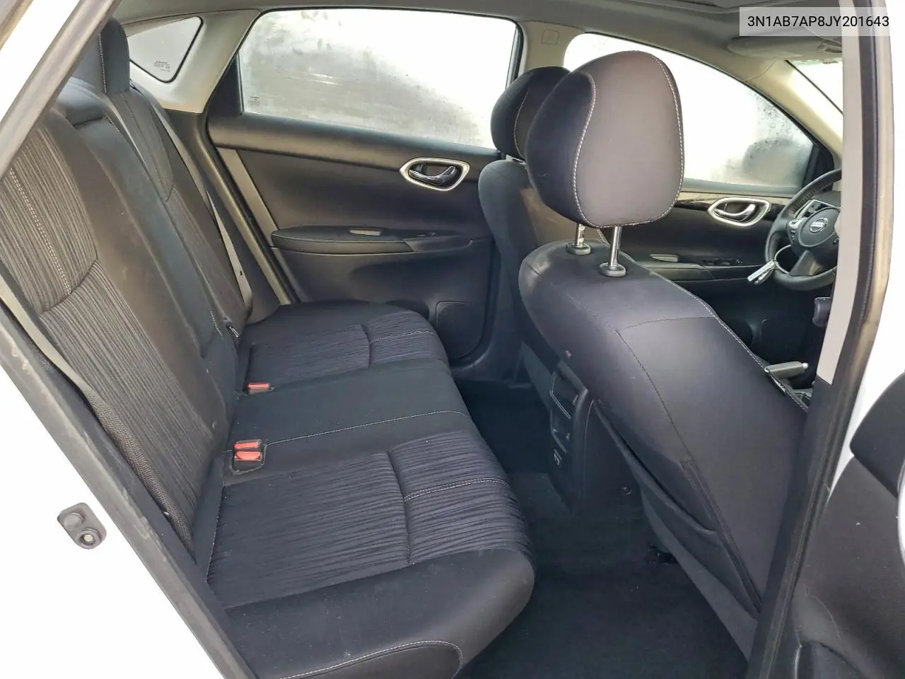 3N1AB7AP8JY201643 2018 Nissan Sentra S