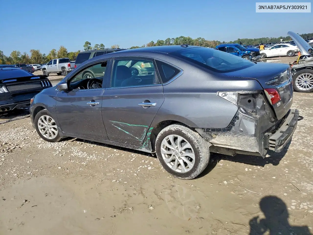 3N1AB7AP5JY303921 2018 Nissan Sentra S