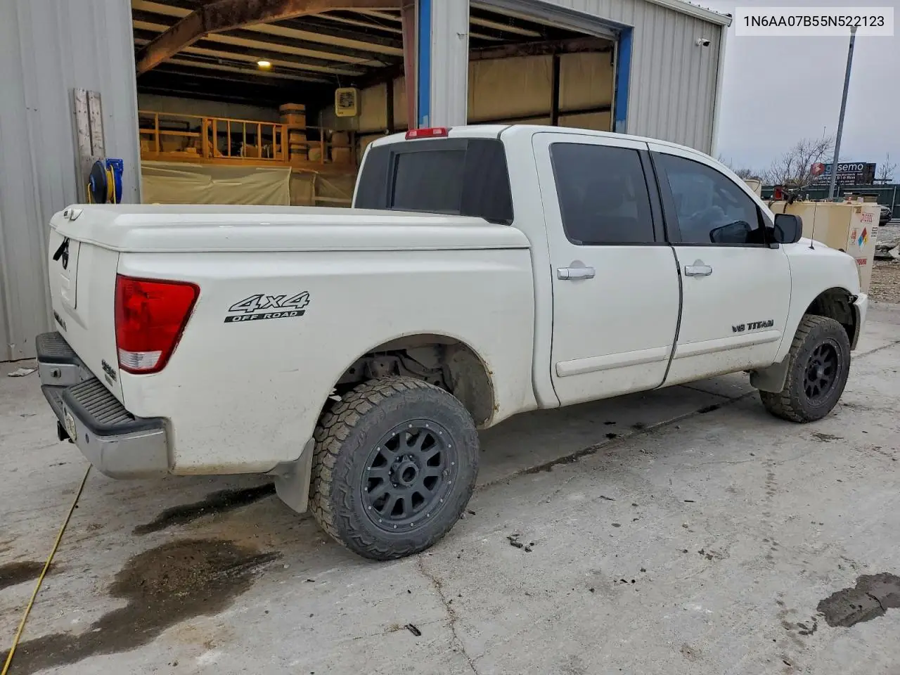 1N6AA07B55N522123 2005 Nissan Titan Xe