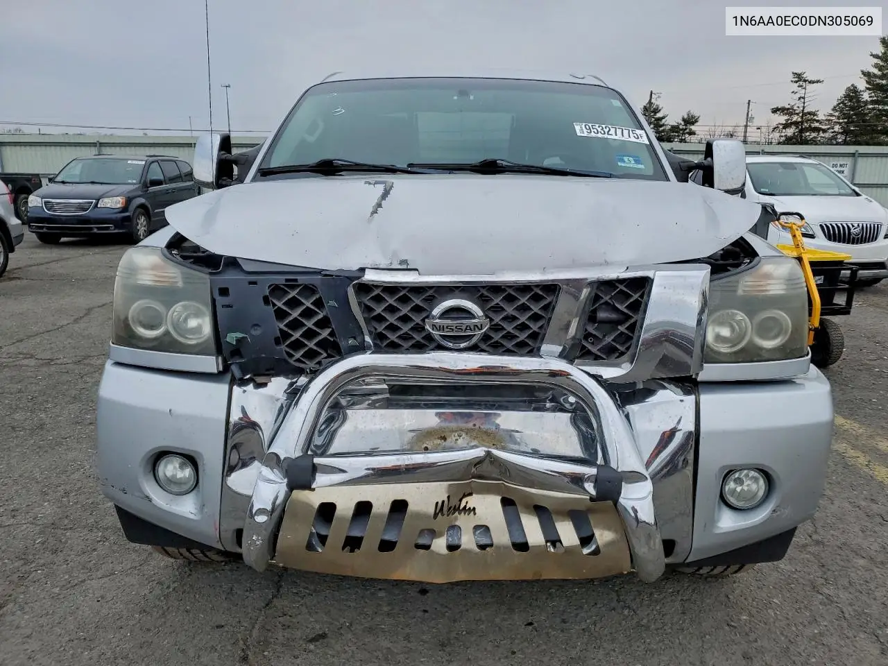 1N6AA0EC0DN305069 2013 Nissan Titan S
