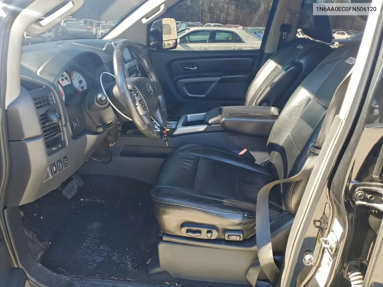 1N6AA0EC0FN506120 2015 Nissan Titan S