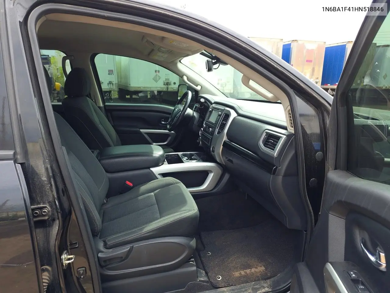 1N6BA1F41HN518846 2017 Nissan Titan Xd S