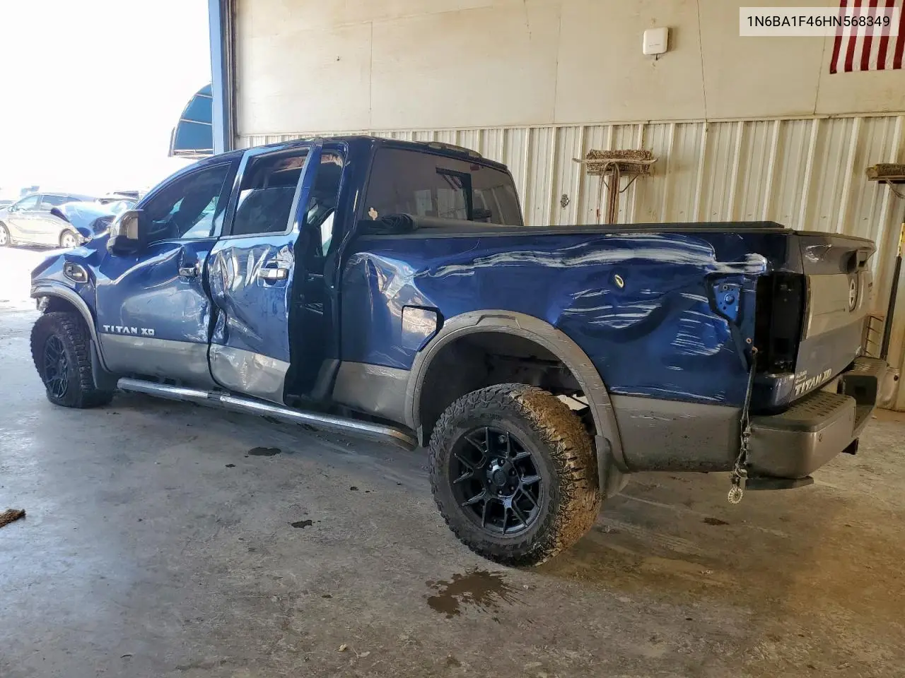 1N6BA1F46HN568349 2017 Nissan Titan Xd Sl