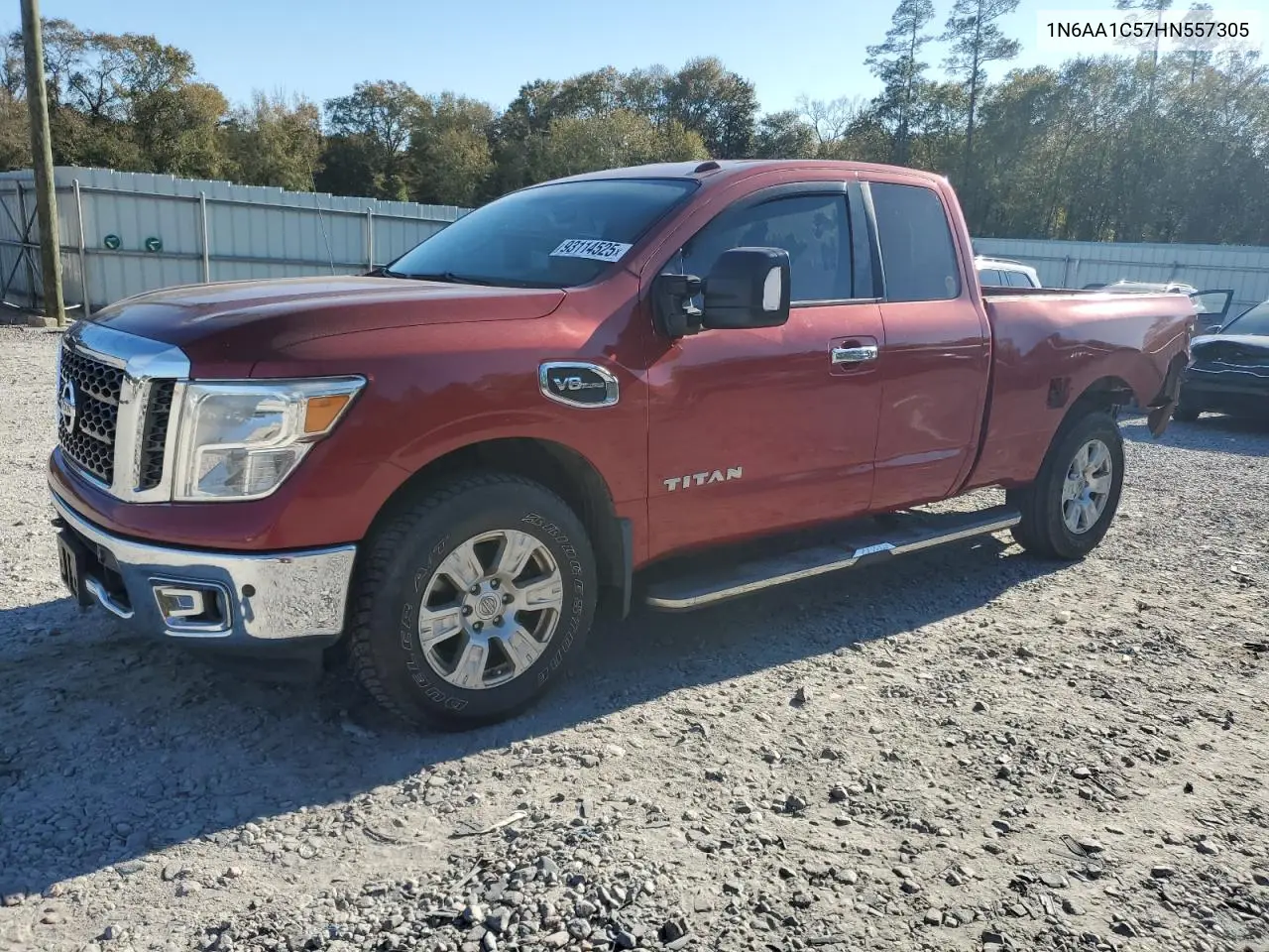 1N6AA1C57HN557305 2017 Nissan Titan Sv