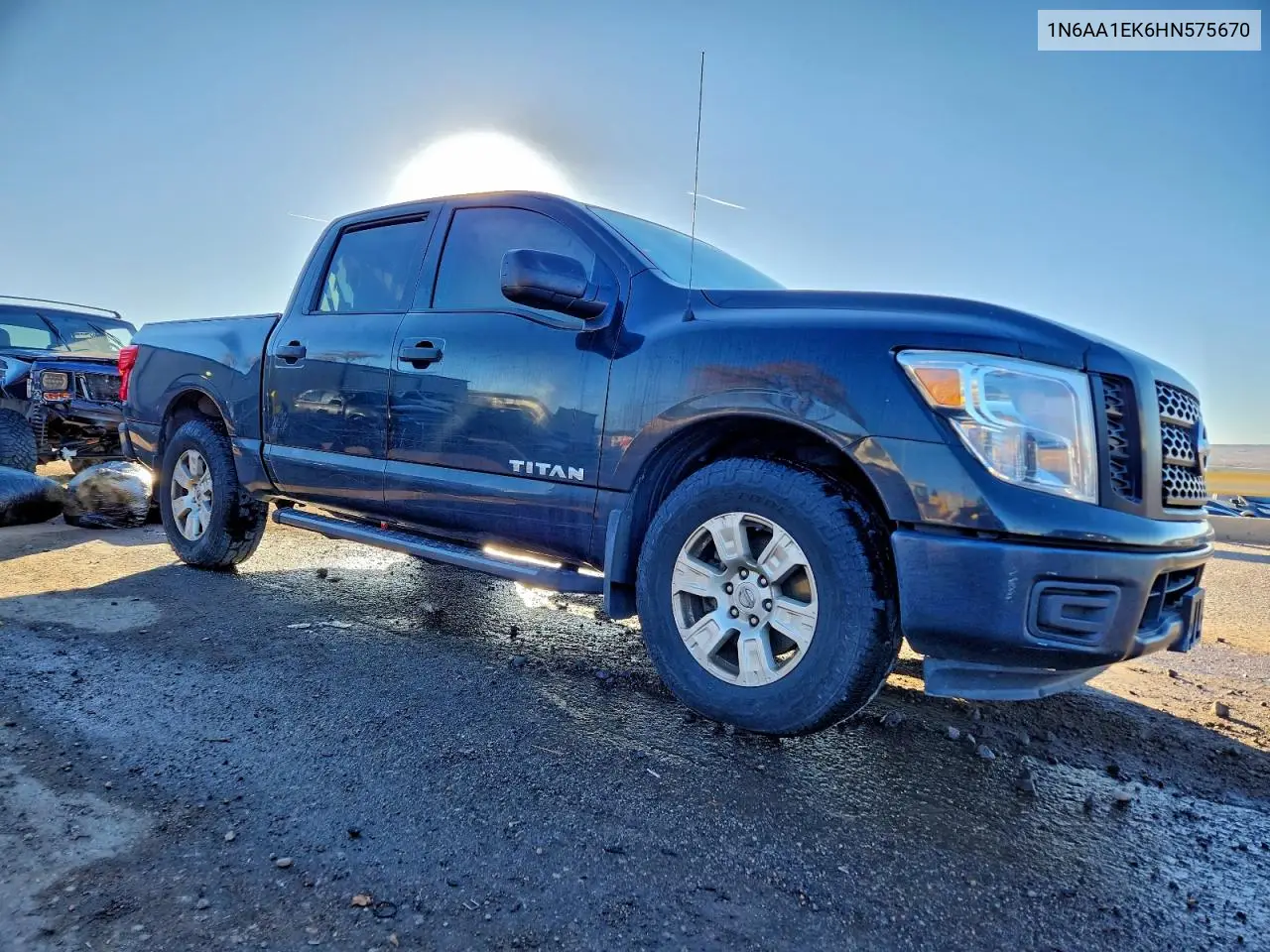 1N6AA1EK6HN575670 2017 Nissan Titan S