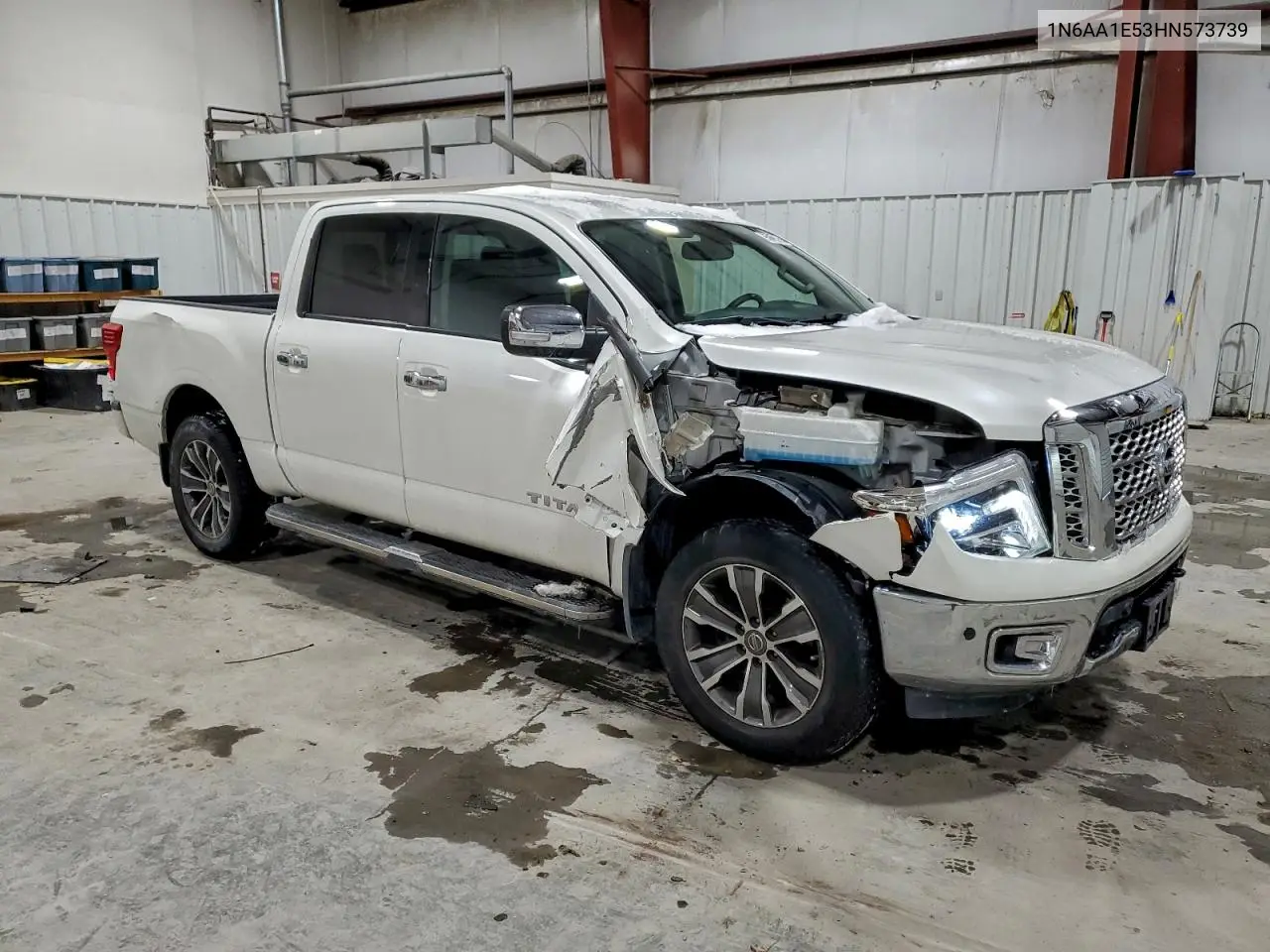 1N6AA1E53HN573739 2017 Nissan Titan Sv