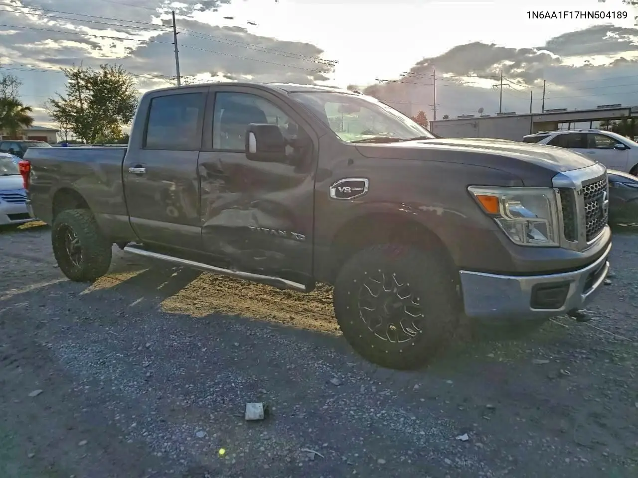 1N6AA1F17HN504189 2017 Nissan Titan Xd S