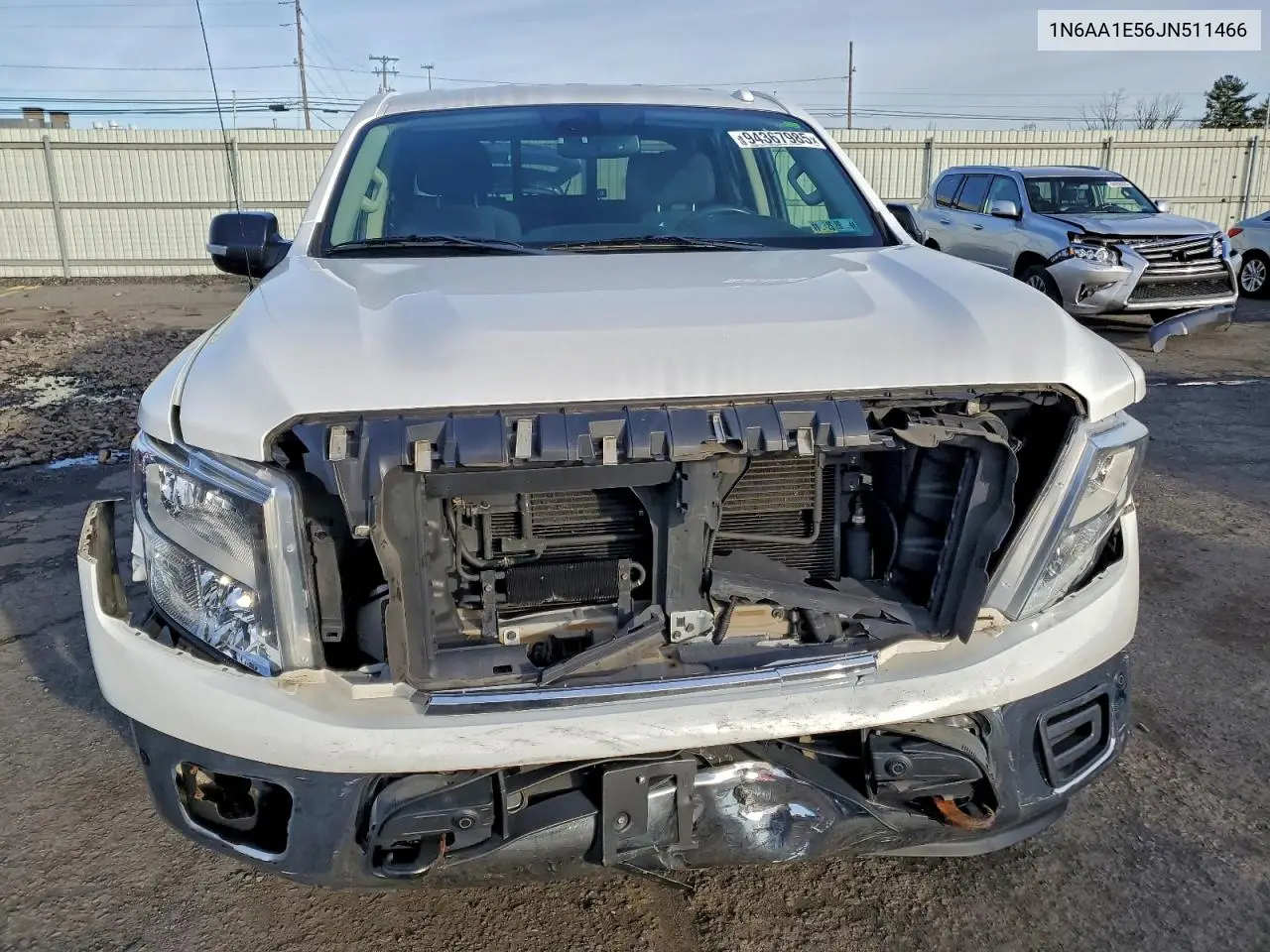 1N6AA1E56JN511466 2018 Nissan Titan Sv