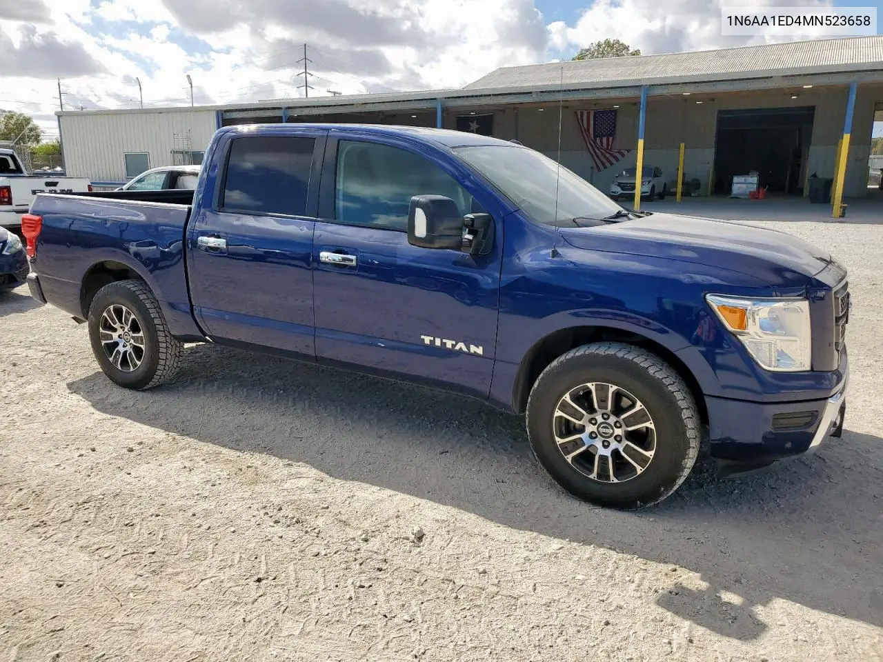 1N6AA1ED4MN523658 2021 Nissan Titan Sv