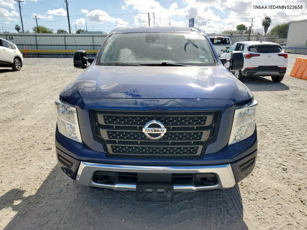 1N6AA1ED4MN523658 2021 Nissan Titan Sv