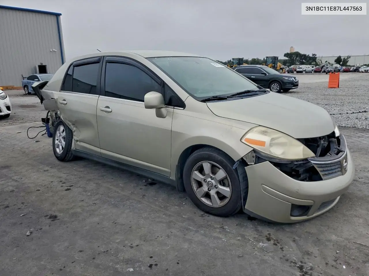 3N1BC11E87L447563 2007 Nissan Versa S