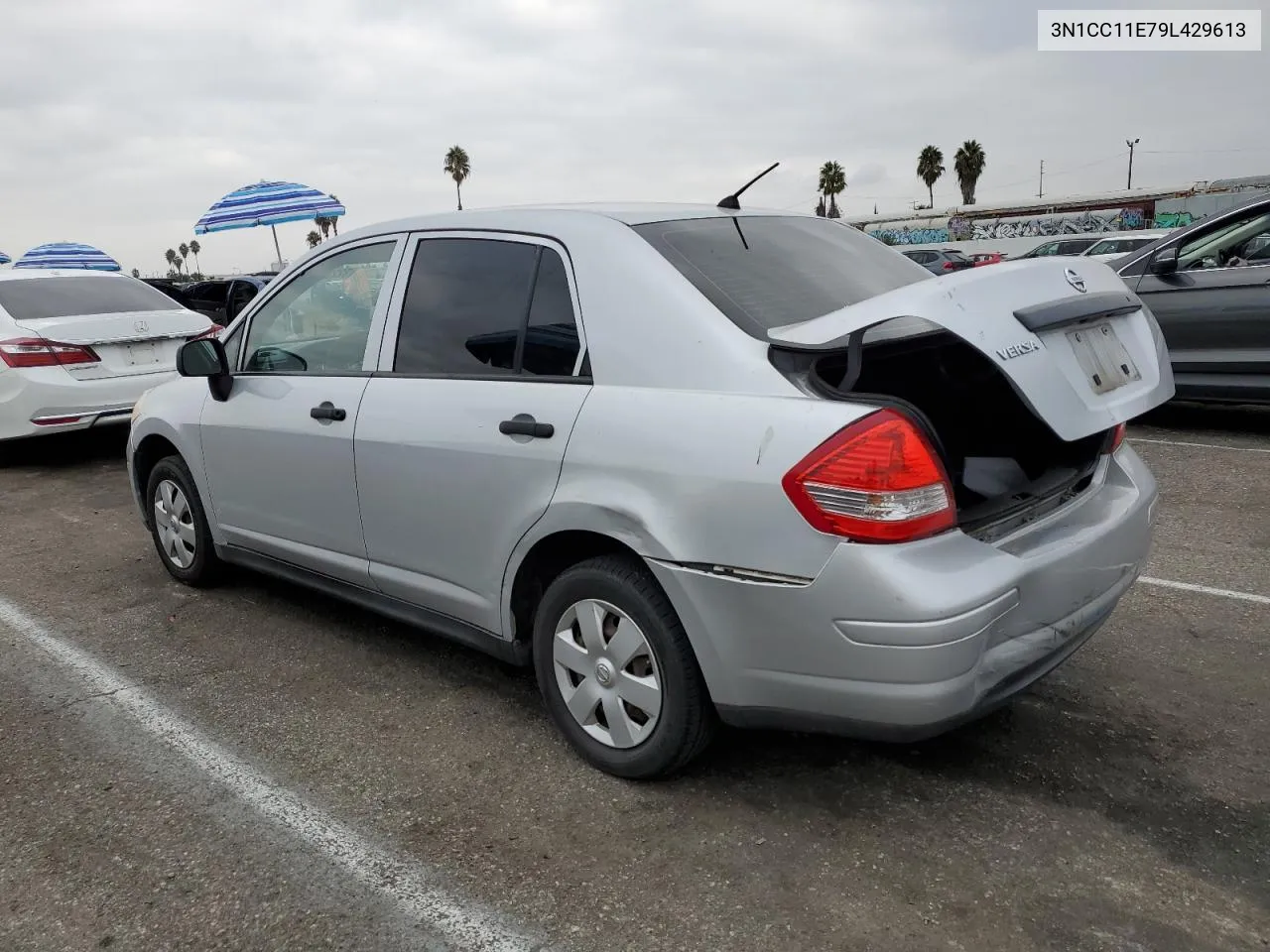 3N1CC11E79L429613 2009 Nissan Versa S