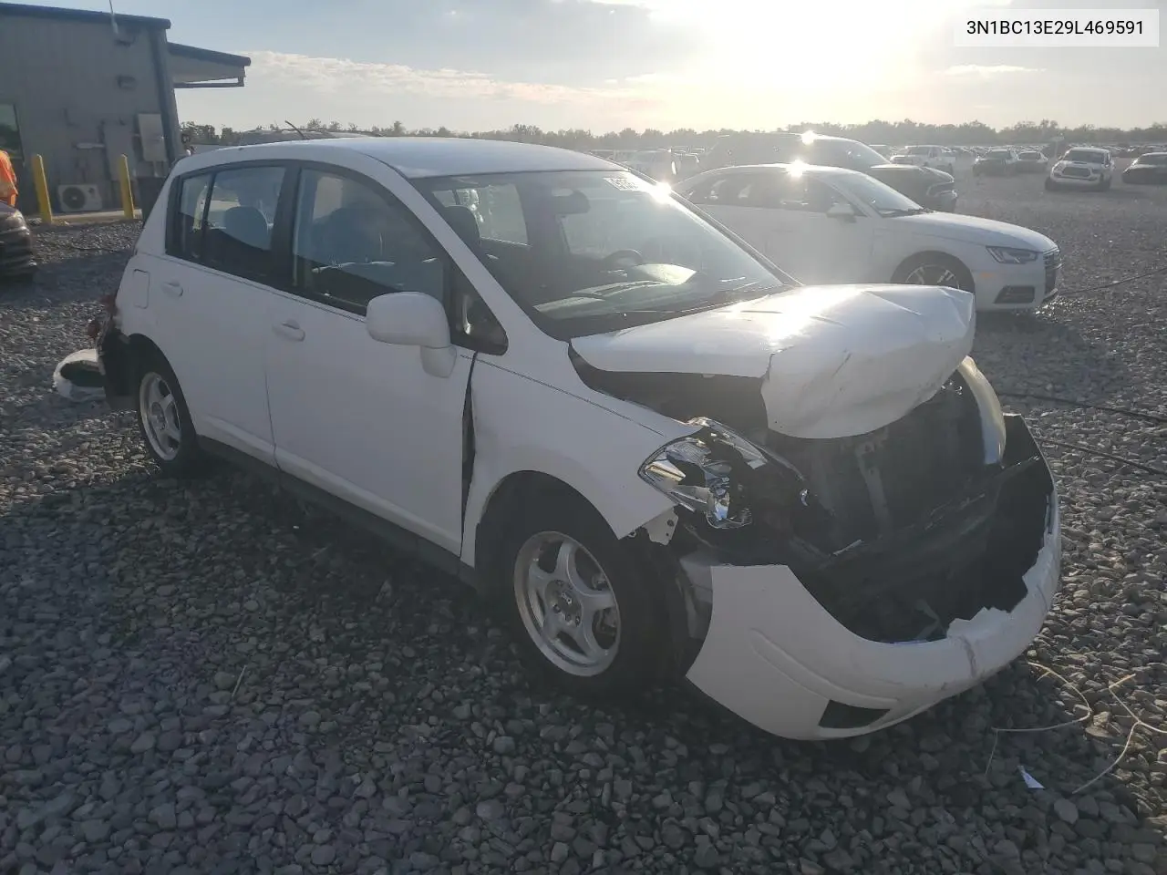 3N1BC13E29L469591 2009 Nissan Versa S