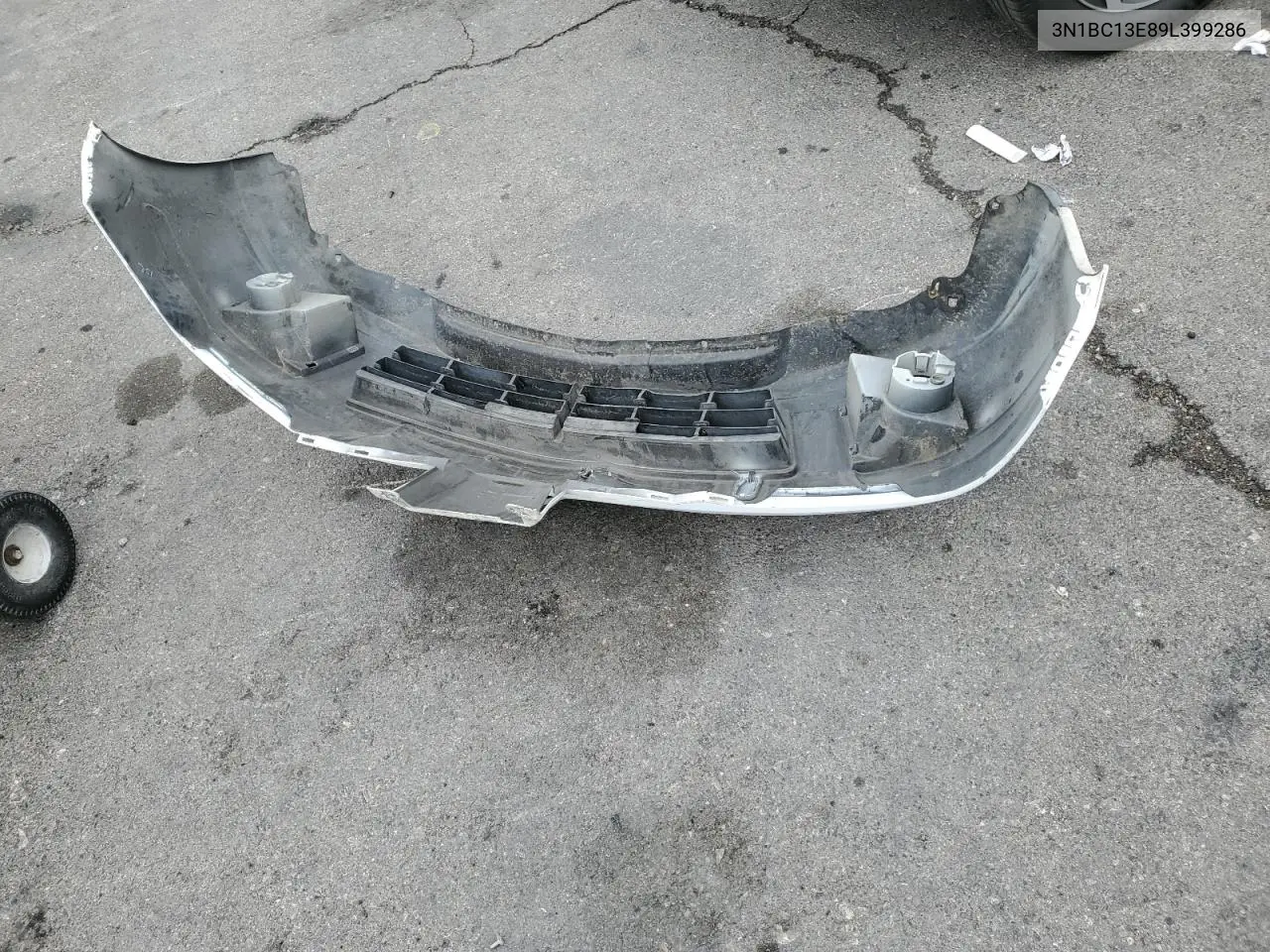 3N1BC13E89L399286 2009 Niss Versa S