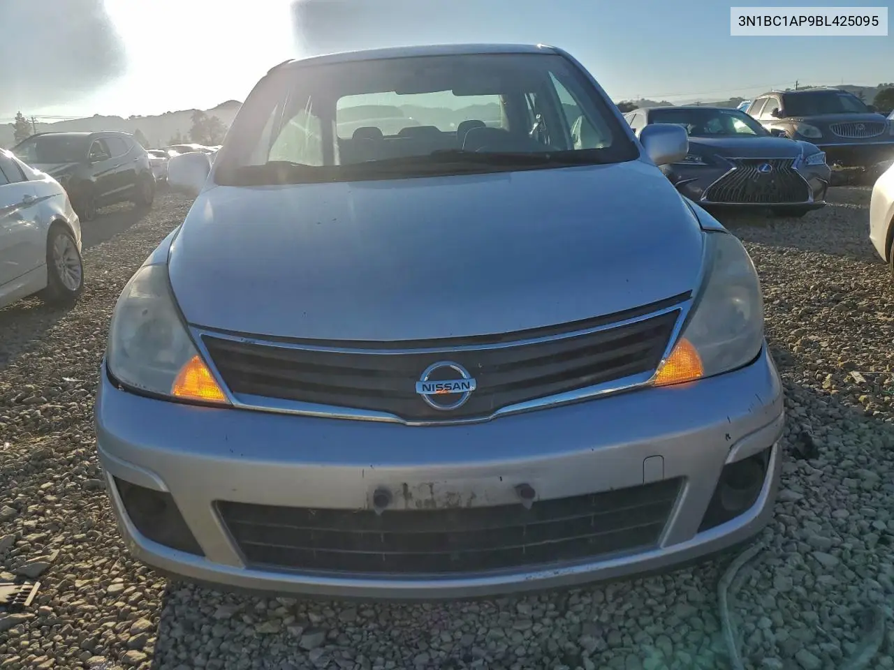 3N1BC1AP9BL425095 2011 Nissan Versa S