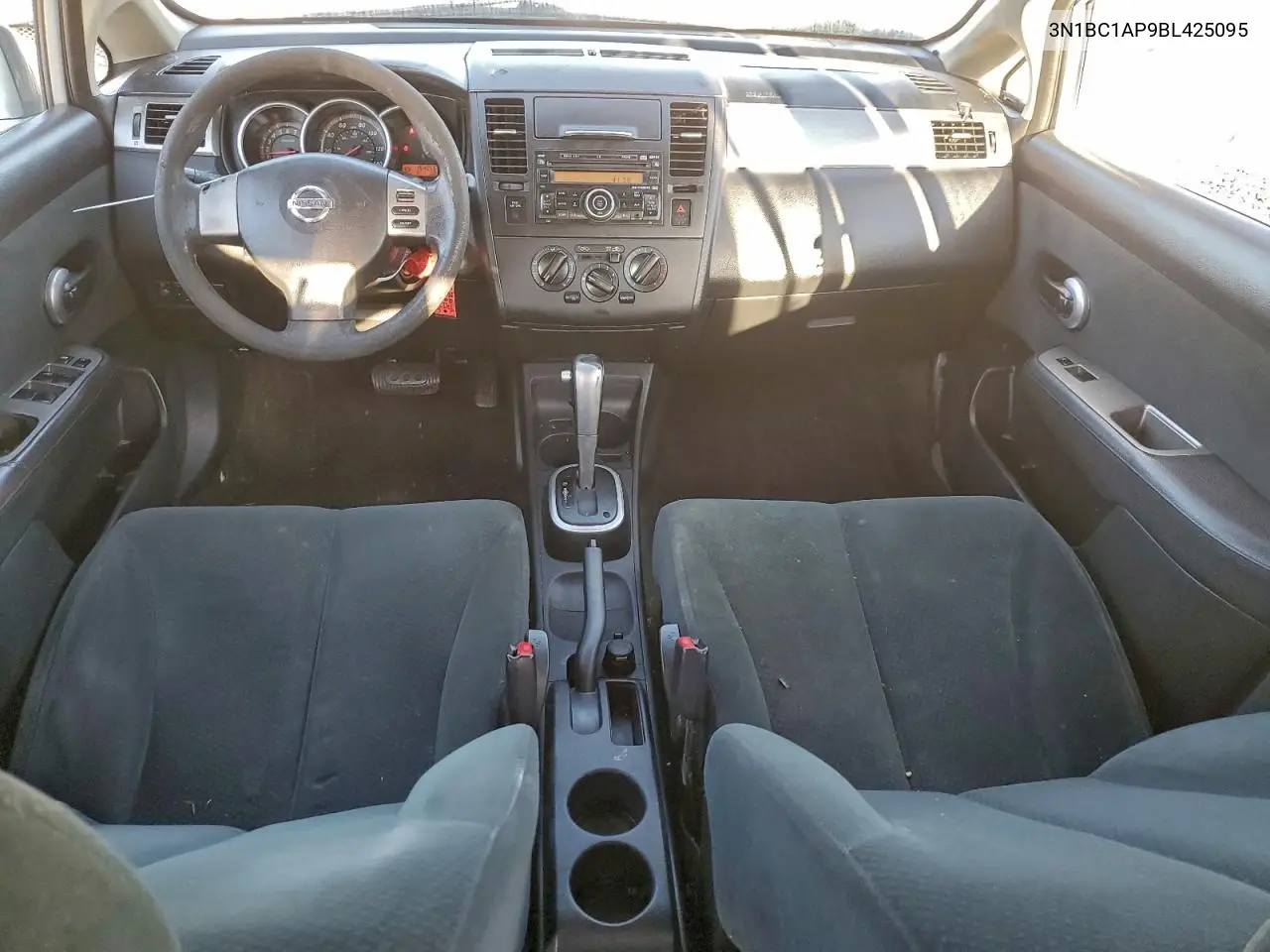 3N1BC1AP9BL425095 2011 Nissan Versa S