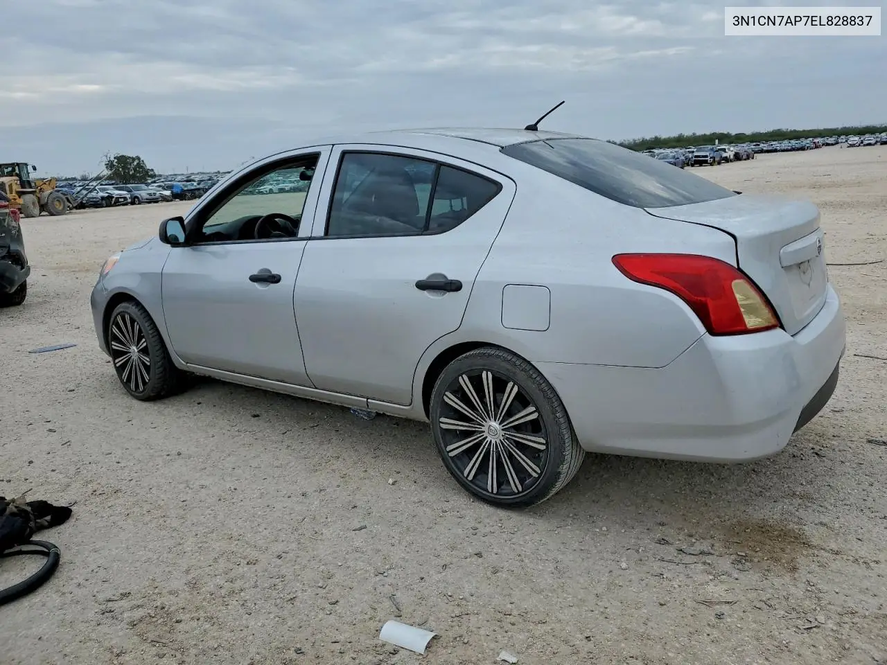 3N1CN7AP7EL828837 2014 Nissan Versa S