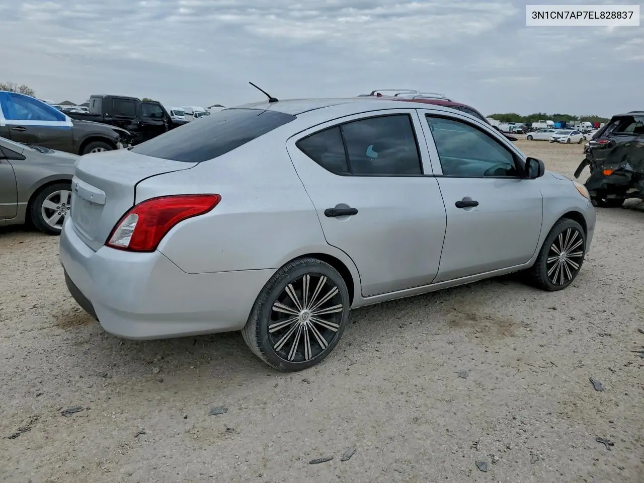3N1CN7AP7EL828837 2014 Nissan Versa S