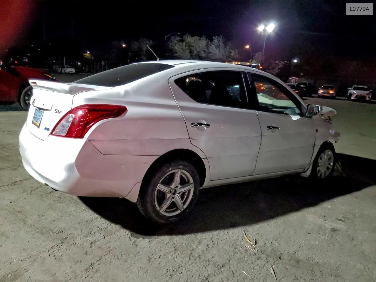 L07794 2014 Nissan Versa S
