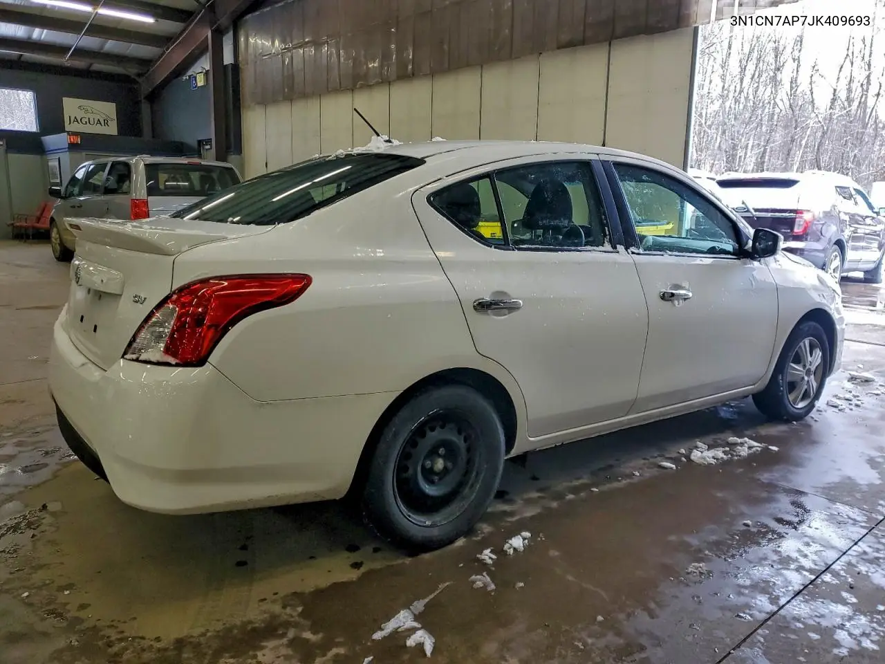 3N1CN7AP7JK409693 2018 Nissan Versa S
