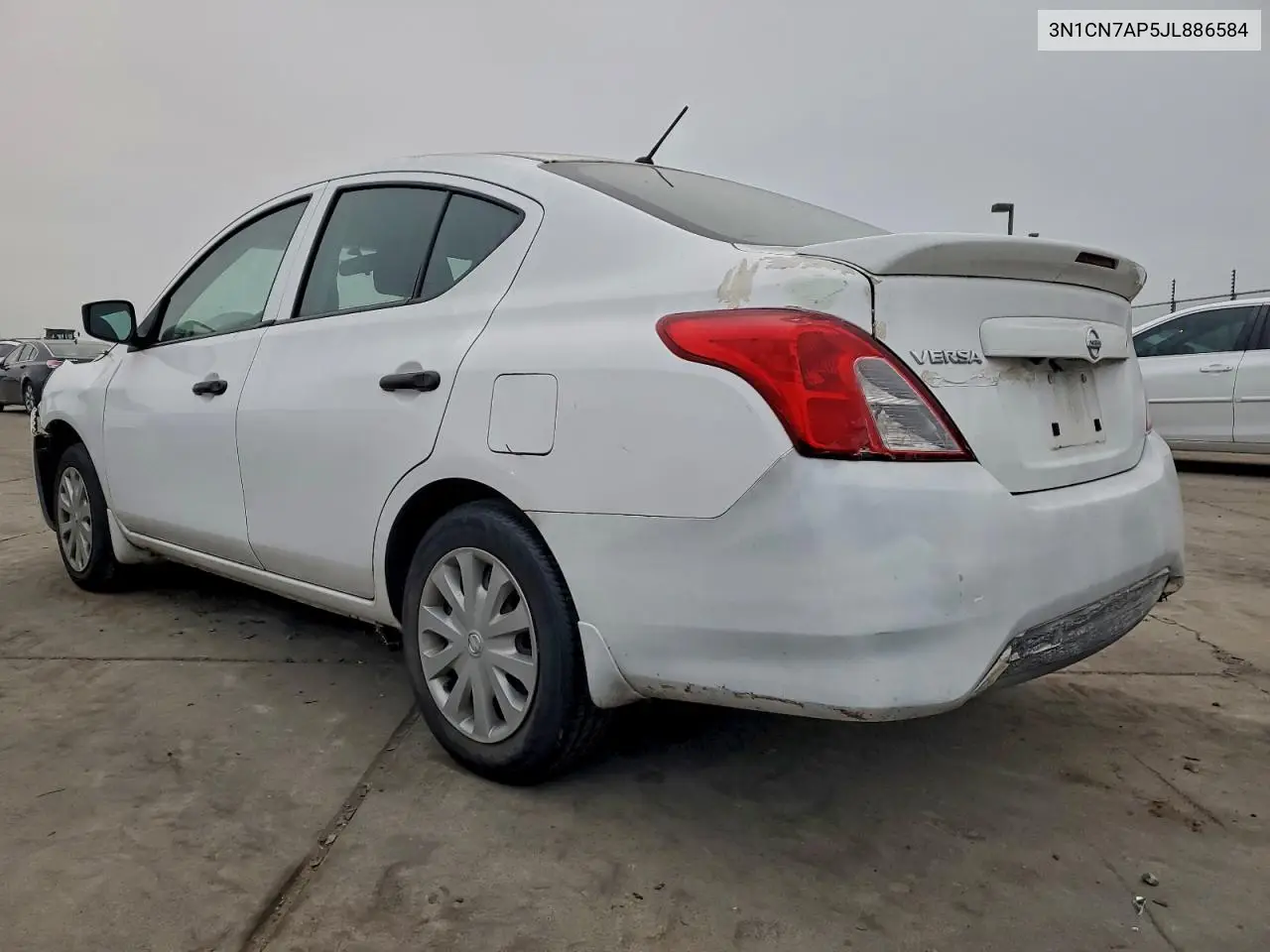 3N1CN7AP5JL886584 2018 Nissan Versa S