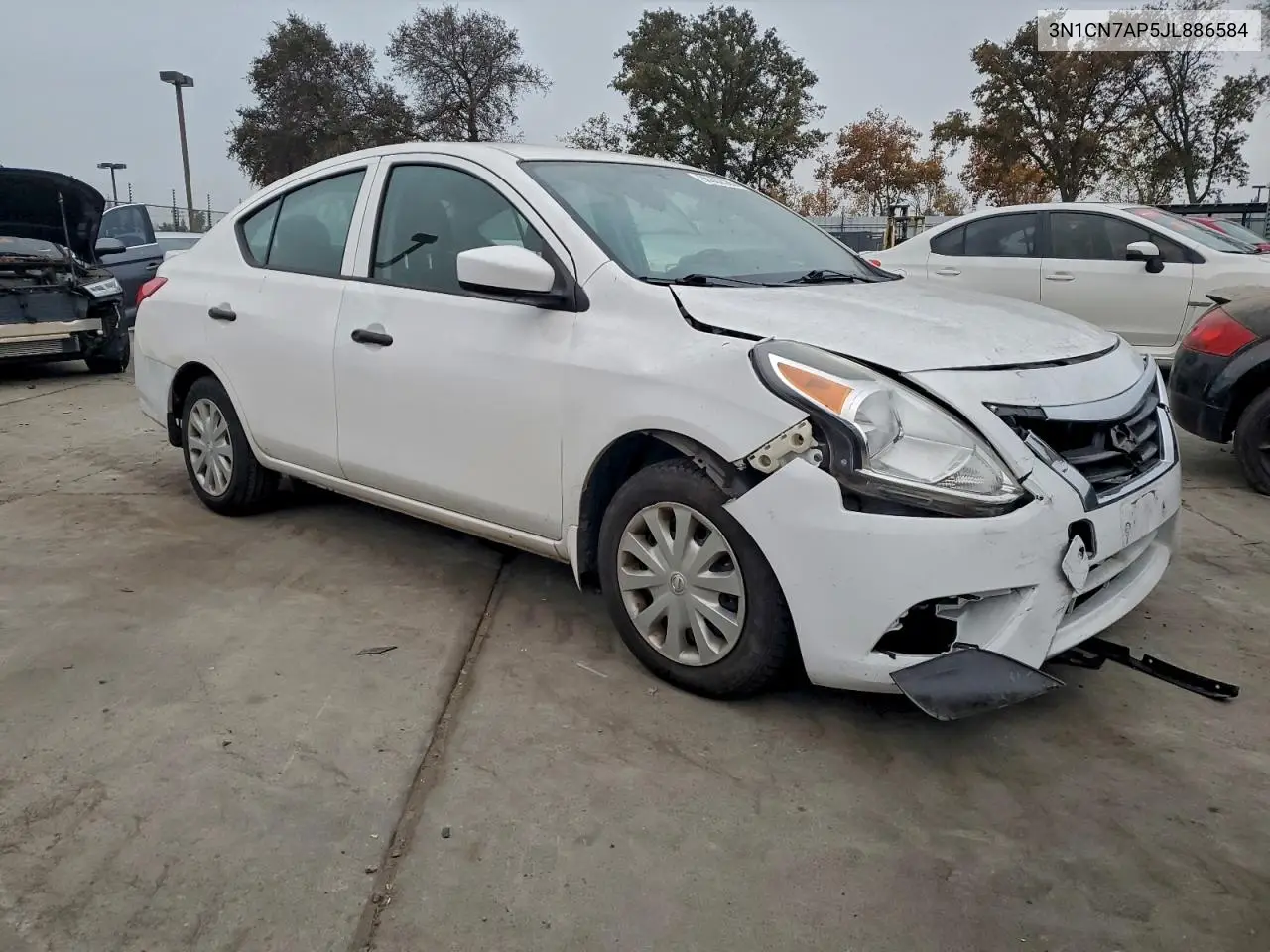 3N1CN7AP5JL886584 2018 Nissan Versa S