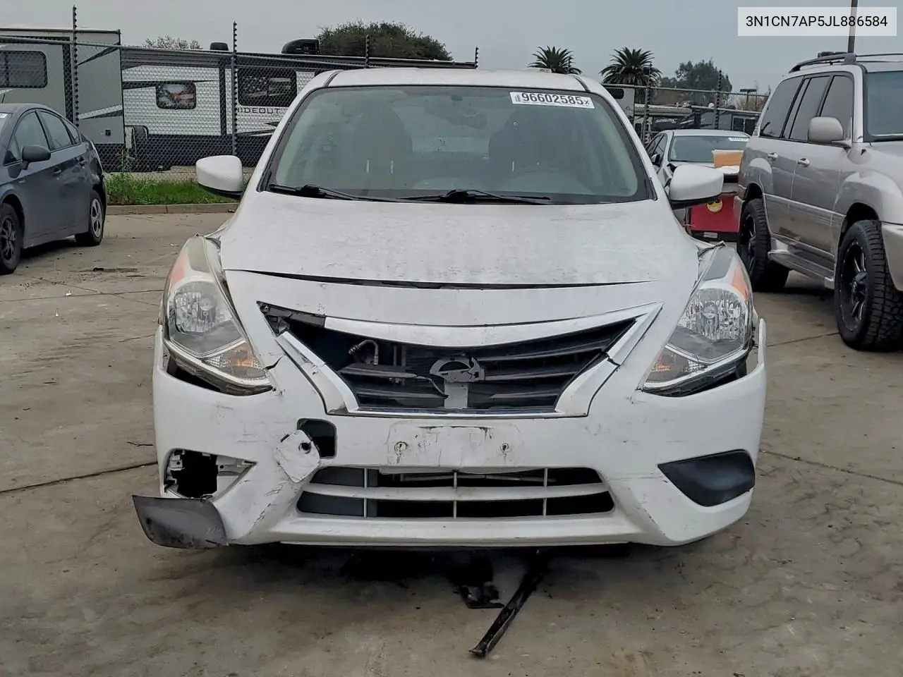 3N1CN7AP5JL886584 2018 Nissan Versa S